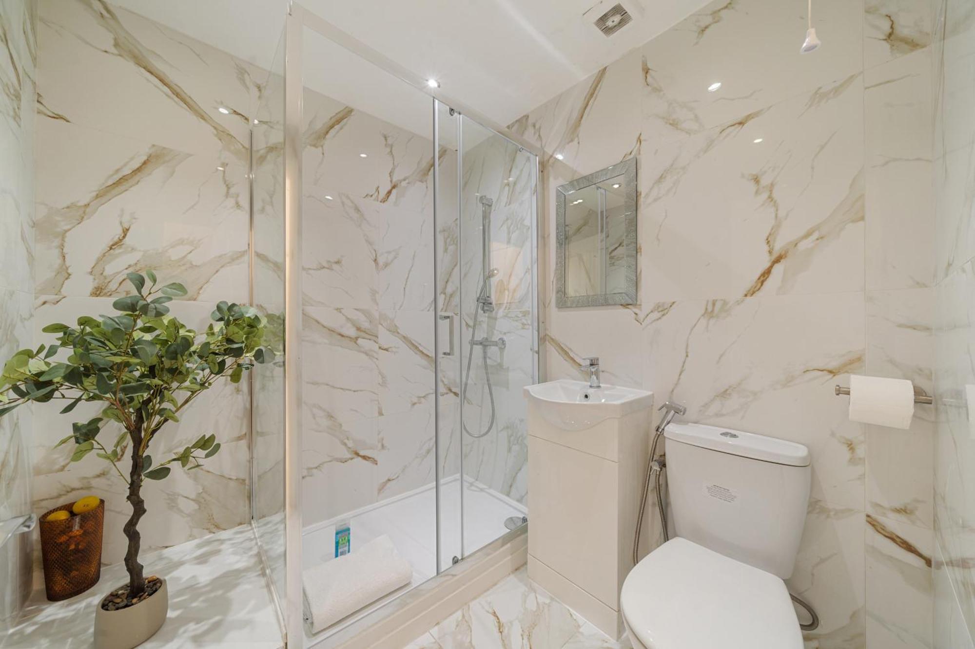 Spacious 3-Bedroom Residence In Exclusive Mayfair 7Gc Londres Exterior foto